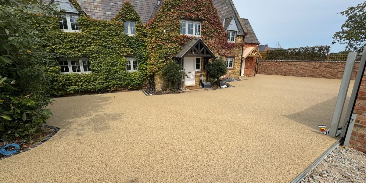 stone resin driveway